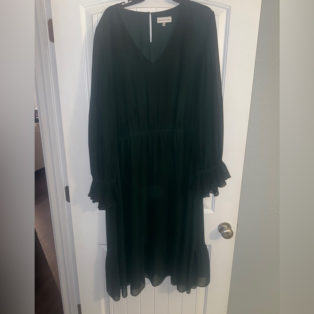 Green xxl dress ruffle sleeve
